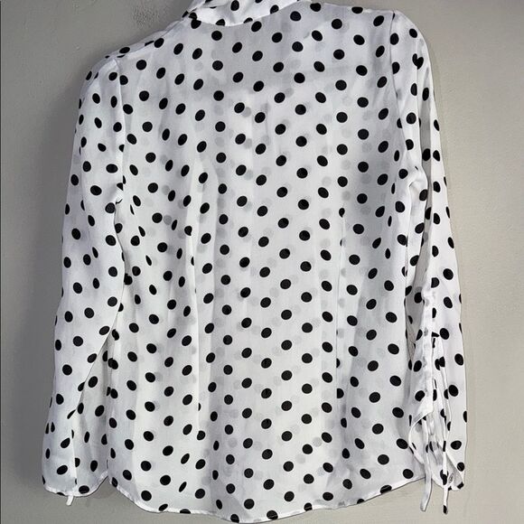 White and Black Long Sleeve Button Down Shirt - Picture 6 of 9
